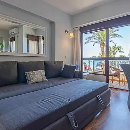 Apartamento Encantador En Primera Línea De Playa *
